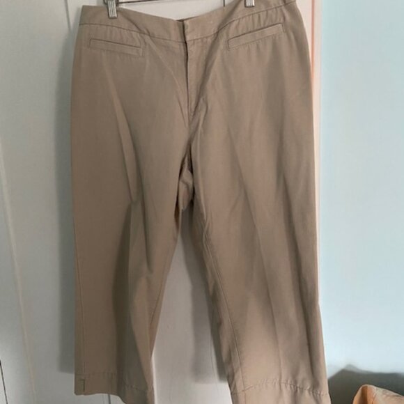 Women's Pants Set (Capri's and Jacket) - Picture 3 of 4